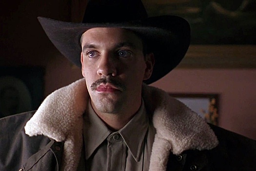 Актер из "Друзей" и "Города грехов" Никки Кэтт покончил с собой