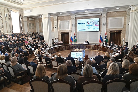 Новосибирский губернатор отметил достижения системы здравоохранения региона