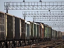 Перевозки на железных дорогах в России рухнули