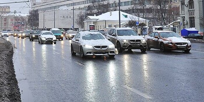Автоэксперты рассказали, как ледяной дождь повлияет на автомобили и ситуацию на дорогах