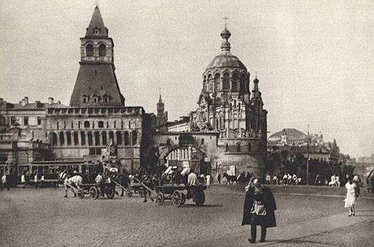 Зачем большевики перенесли столицу из Петрограда в Москву