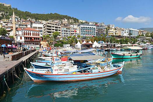 Россиянам раскрыли стоимость самого дешевого отдыха за границей