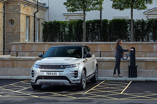 Evoque и Discovery Sport подсели на электричество