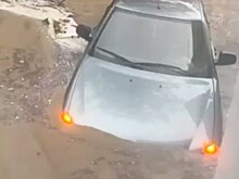 Поселок Ольгинка под Туапсе затопило из-за сильных ливней: авто уплывают