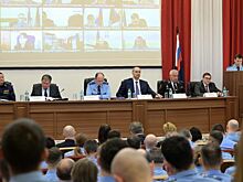 Профилактика преступлений и правонарушений среди подростков стала темой межведомственного совещания с участием Дениса Паслера