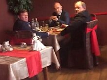 Глава одного из городов Башкирии пил алкоголь в разгар рабочего дня с депутатами (ВИДЕО)