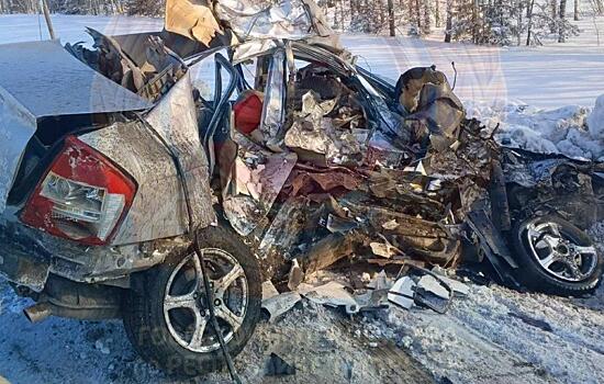 В Татарстане в ДТП погибли три человека