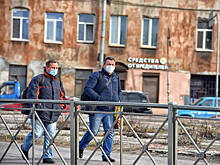 Власти Петербурга разрешили не пускать в транспорт пассажиров без масок