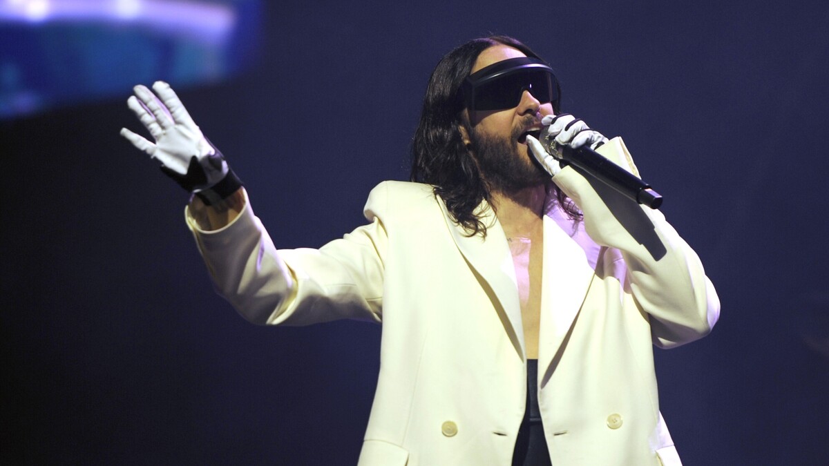 Российский депутат пригласил Джареда Лето поесть посикунчиков