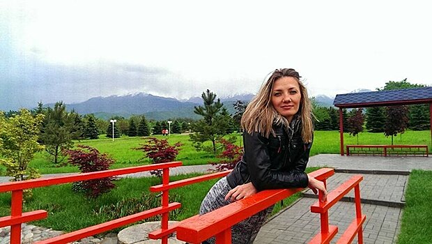 Радость без предела: из больницы вышла потерявшая ноги в ДТП алматинка