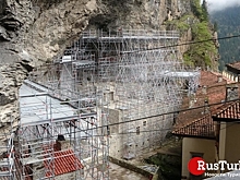 Монастырь Панагия Сумела посетили 220 тыс туристов