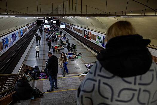 Киевляне решили ночевать в метро