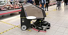 Китайские роботы-уборщики начали обслуживать торговые залы «Ленты»