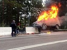 Пожар на трассе: под Керчью дотла сгорела грузовая "ГАЗель"