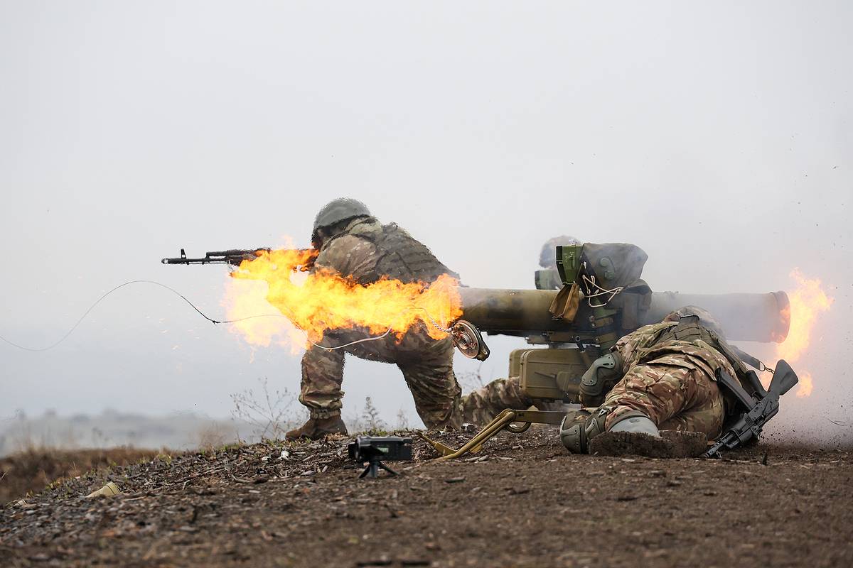 Премьер Британии потребовал от России немедленного прекращения огня