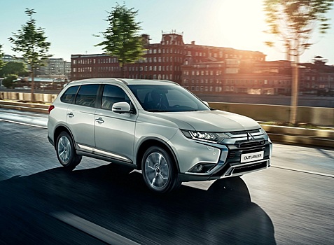 Mitsubishi Outlander-2019 уже в России: прежние моторы, зато в салоне обещают тишину