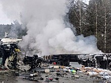 Фуру разорвало на части после массового ДТП на трассе М-5