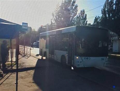 В Уфе автобус столкнулся с машиной скорой помощи: два человека погибли