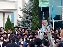 В Алма-Ате оштрафовали главу синагоги после фотосессии