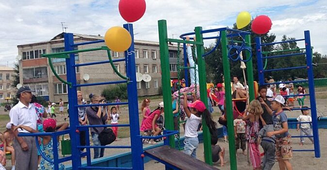 В Кызыле открыли сразу несколько игровых площадок