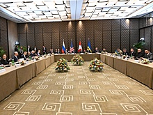 Второй день трехсторонних переговоров по Украине стартовал в Женеве