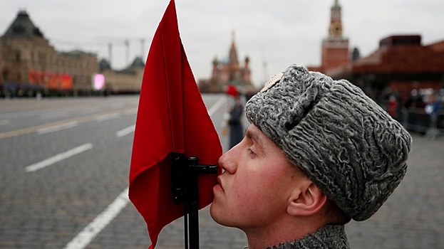 Грачёв: в новой холодной войне Россия слабее, но агрессивнее