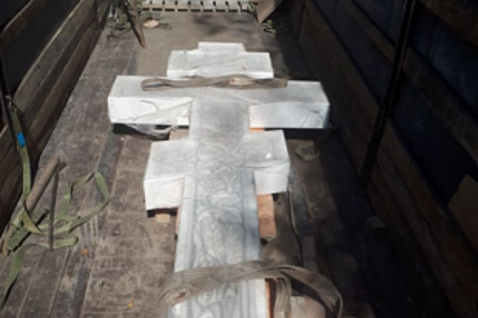 В Нагорном парке Барнаула установят шестиметровый каменный крест