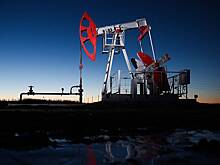 Нефть торгуется у максимумов за три месяца