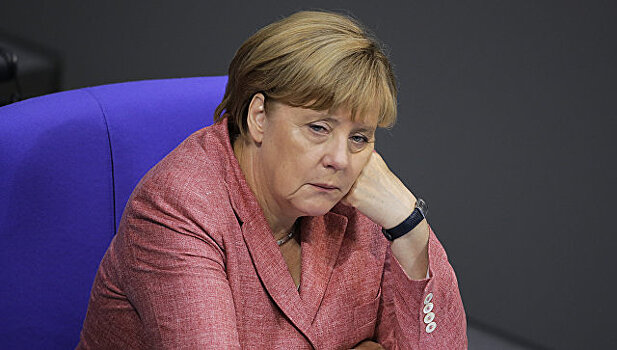 Меркель против проведения выборов в Бундестаг