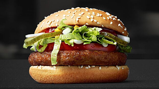«Мак­до­нальдс» добавил в меню вегетарианский бургер