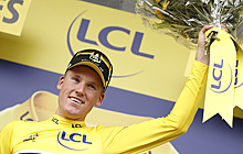 Голаандец Тёниссен выиграл первый этап «Тур де Франс», Закарин стал 103-м