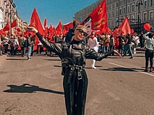 Горожане показали, как в Петербурге прошло первомайское шествие