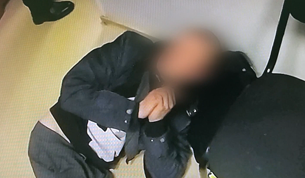 В Горно-Алтайске сняли с рейса очень громкого авиадебошира