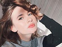 «Огненные ляжки»: Анна Цуканова-Котт обнажила роскошные формы на пустынном пляже Египта