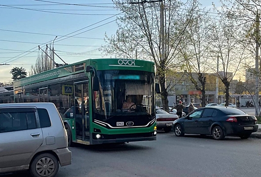 Новый троллейбус в Омске запустят по бульвару Архитекторов с 11 августа