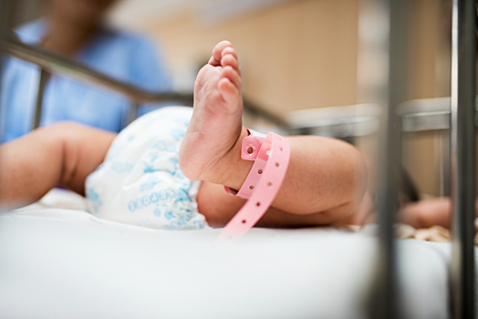 Желтуха и еще 4 состояния, которые не надо лечить у новорожденных
