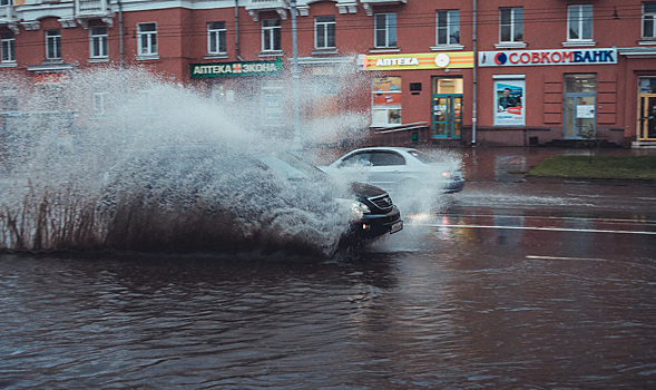 Кемеровская ГИБДД предупредила об опасных дорожных условиях из-за непогоды