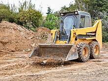 Дебошир угнал 24-тонный бульдозер и устроил ночной погром в городе