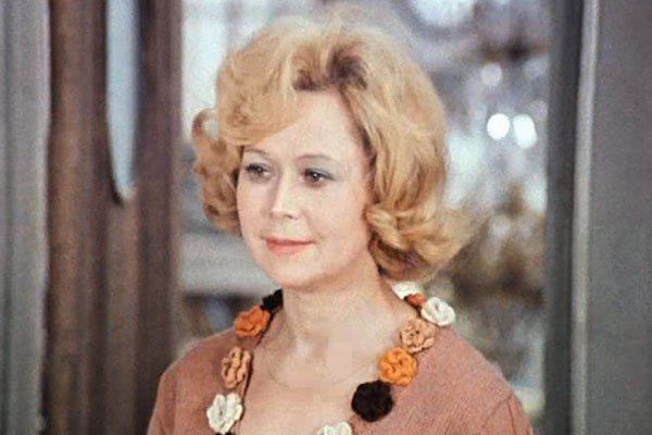 Mash: Народная артистка Светлана Немоляева перенесла операцию на сердце