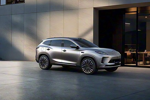 От 1,6 млн рублей: начались продажи гибридного кроссовера Exeed Exlantix ET5