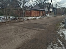 На Северной горе в Калининграде машины всю зиму бьются на самодельных «лежачих полицейских»