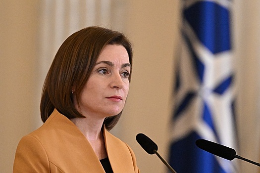 Политолог Денисов: Санду использует &laquo;внешнюю угрозу&raquo; для давления на&nbsp;оппонентов