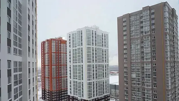 Губернатор: за пять лет введено 8,7 млн "квадратов" жилья - по площади как две Сызрани