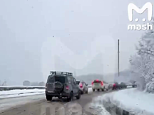 Mash: в Крыму за час выпала месячная норма осадков, дороги парализованы