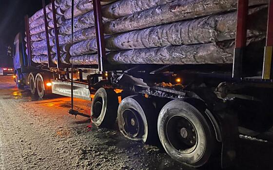 В массовом ДТП в Рыбновском районе пострадал 35-летний водитель грузовика