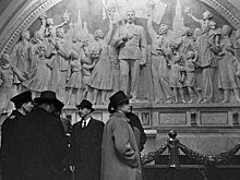 Коммунисты хотят восстановить памятники Сталину по всей Москве. Это — «историческая справедливость»