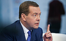 Медведев пообещал не брать российские компании под контроль по примеру Яндекса