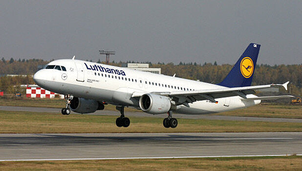 Самолёт Lufthansa экстренно сел из-за сломанной кофемашины