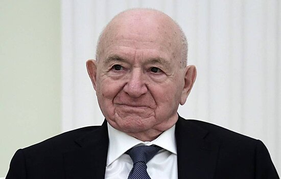 Симонян: давайте поздравим "Спартак" со 100-летием, которого не было
