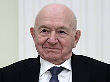 Симонян: давайте поздравим "Спартак" со 100-летием, которого не было